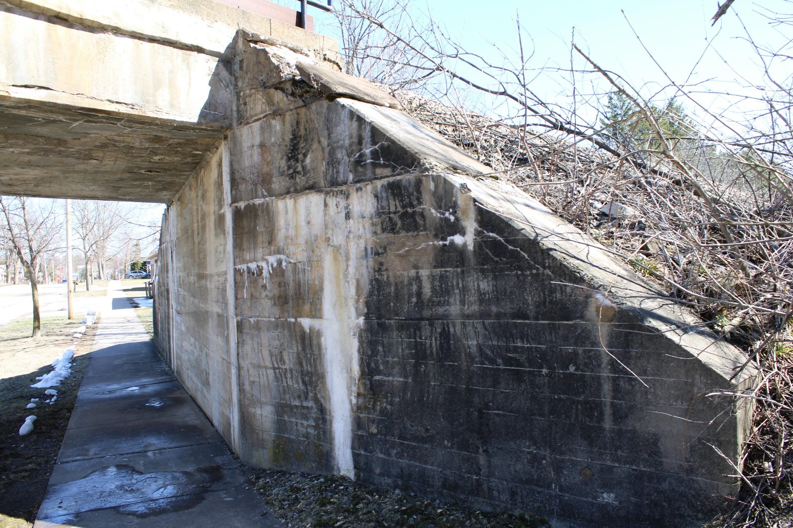South abutment